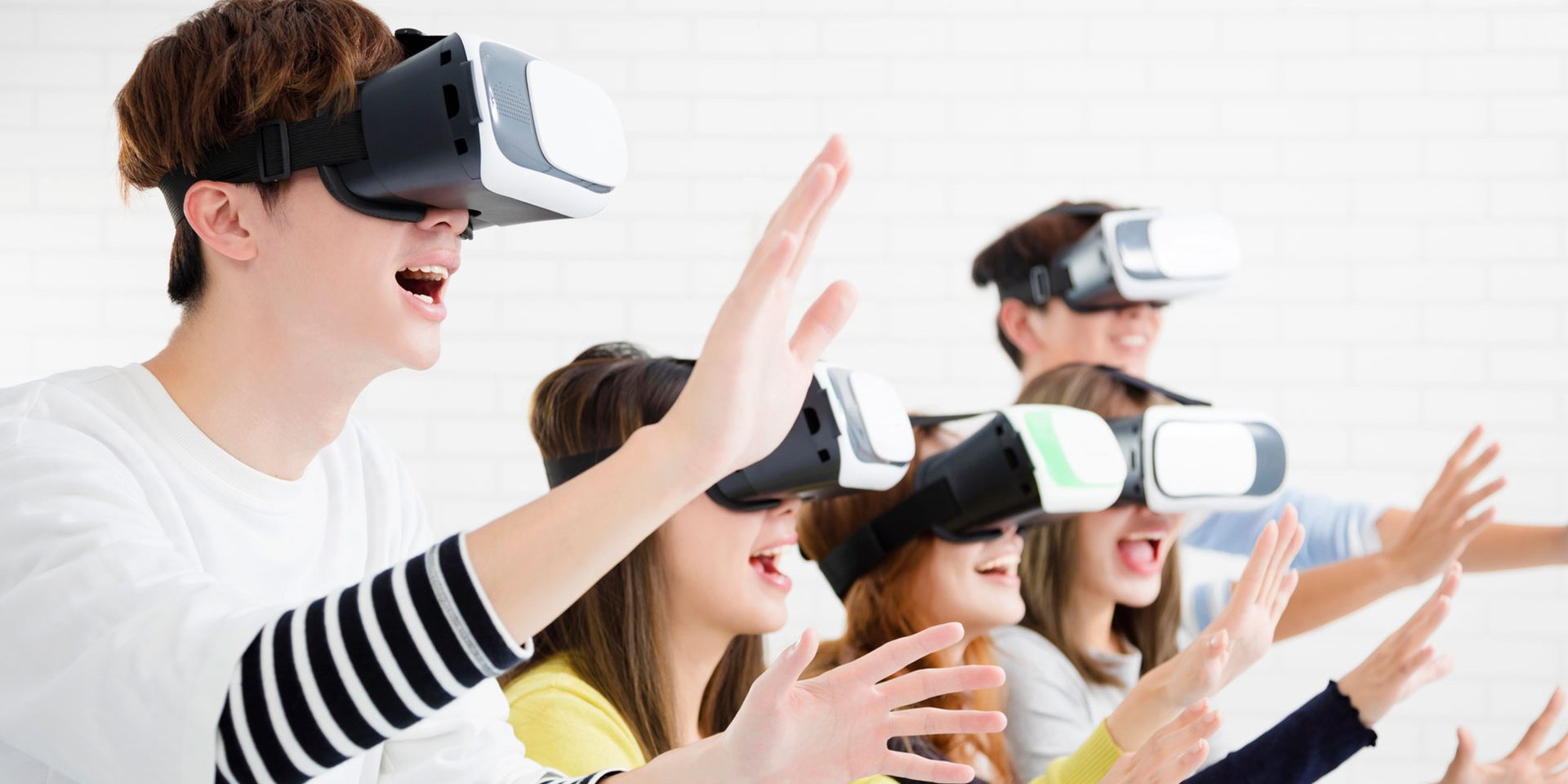 VR-(2)